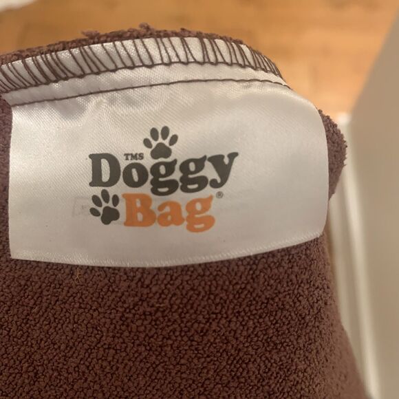 The Original Doggy Bag Medium Dog Drying Bag - Wet Dog IN, Clean Dry Dog OUT! - Picture 5 of 5